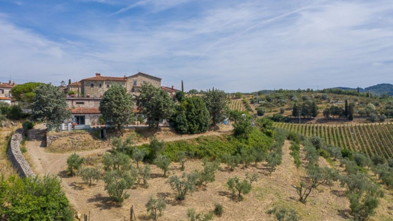 For sale villa in countryside Gaiole in Chianti Toscana foto 19