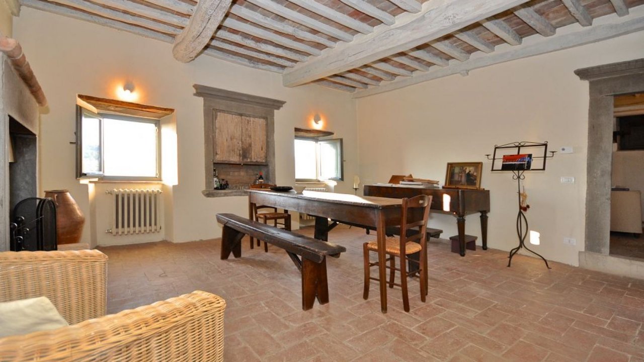A vendre villa in  Cortona Toscana foto 17