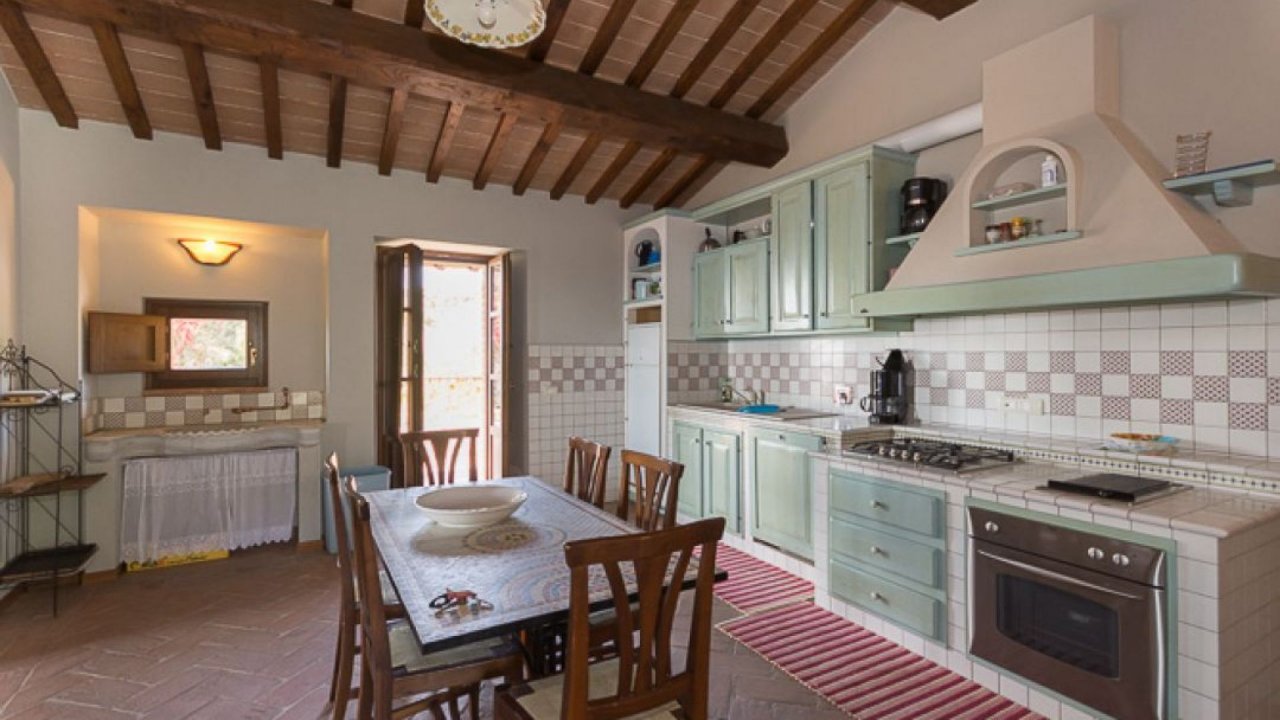 Zu verkaufen villa in  Passignano sul Trasimeno Umbria foto 11