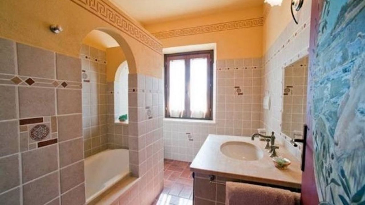 For sale apartment in  Sarteano Toscana foto 17