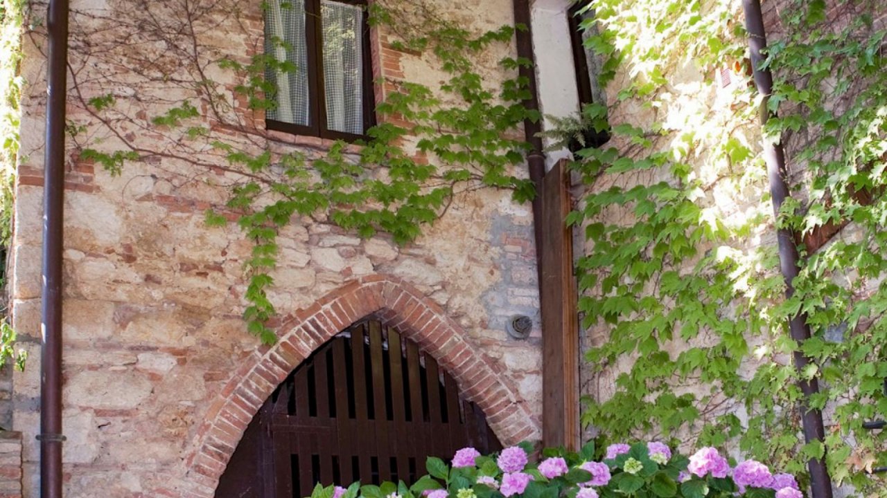 Se vende villa in  Sarteano Toscana foto 8