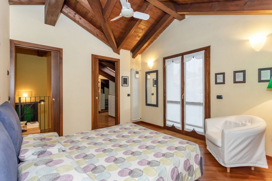 A vendre villa in zone tranquille Carnate Lombardia foto 29