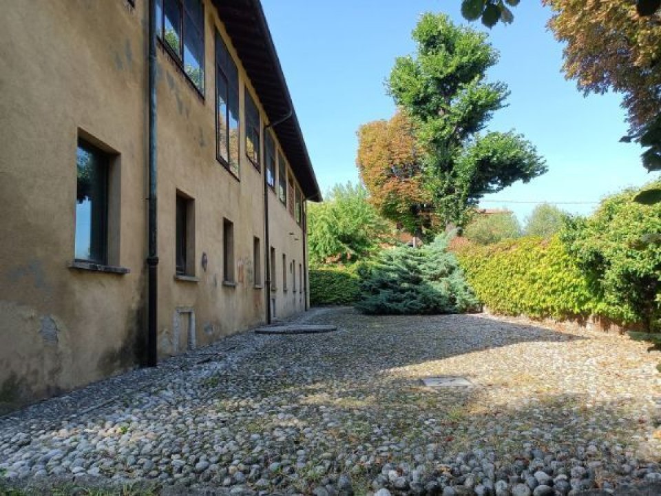 For sale real estate transaction in quiet zone Como Lombardia foto 6