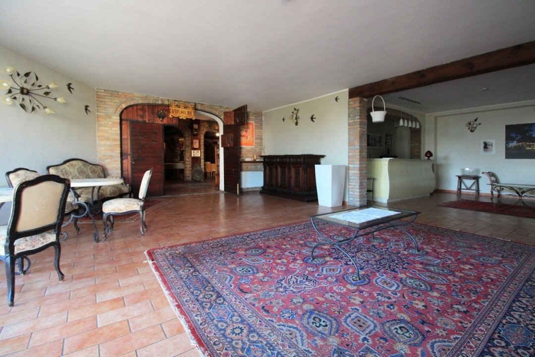 Para venda palácio in zona tranquila Poggio Berni Emilia-Romagna foto 3
