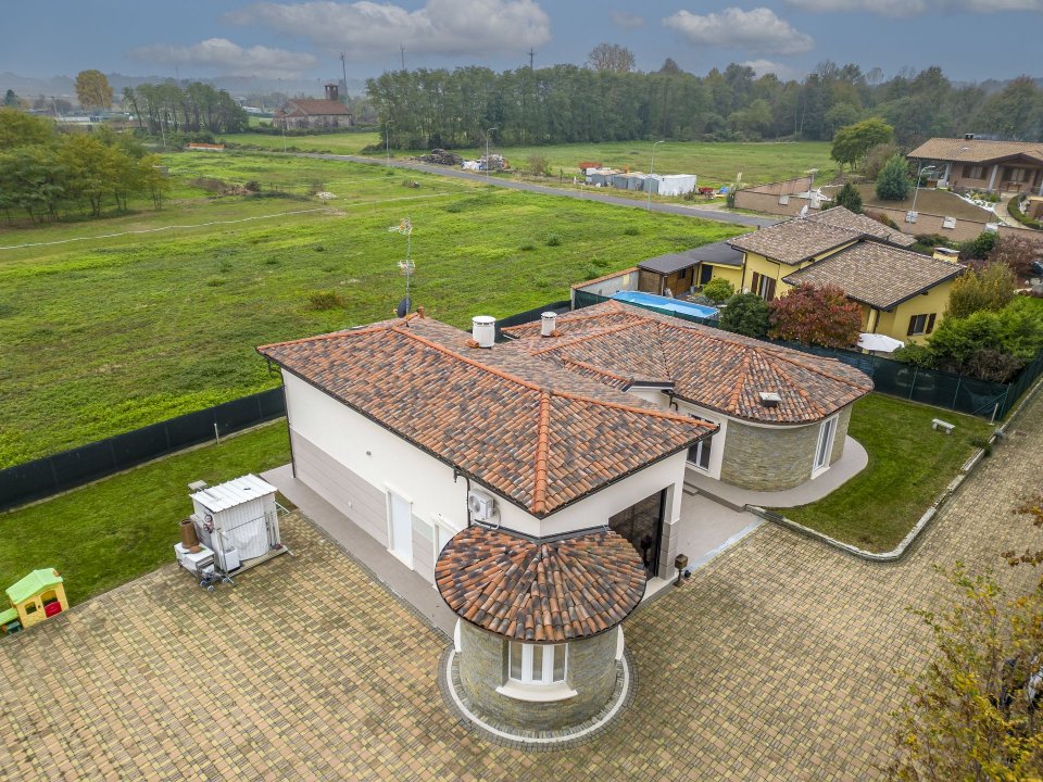 For sale villa in city Lenta Piemonte foto 45