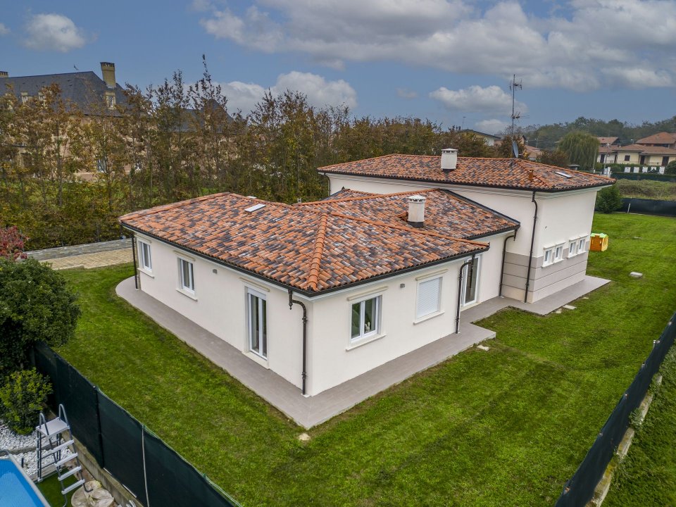 For sale villa in city Lenta Piemonte foto 49