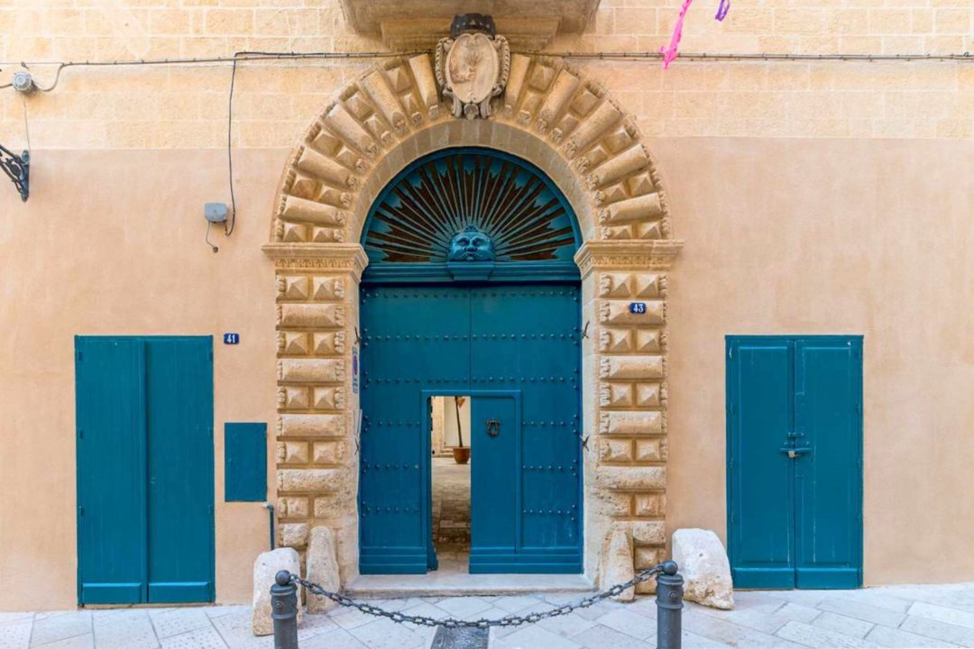 For sale palace in city Grottaglie Puglia foto 2