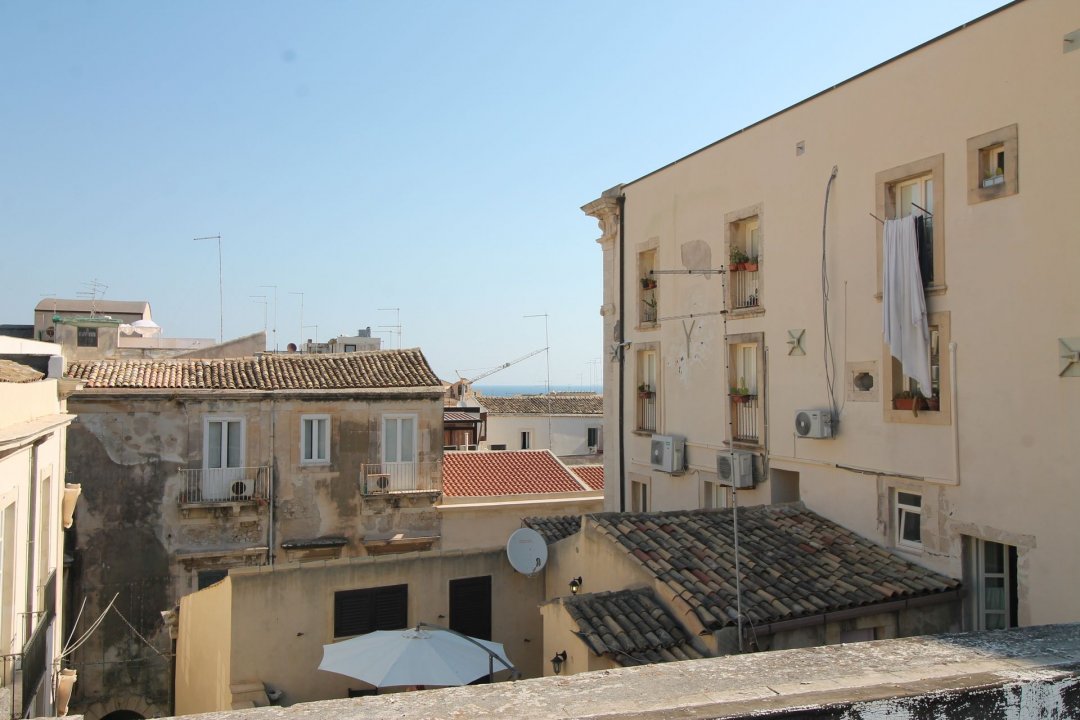 Para venda transação imobiliária in cidade Siracusa Sicilia foto 28