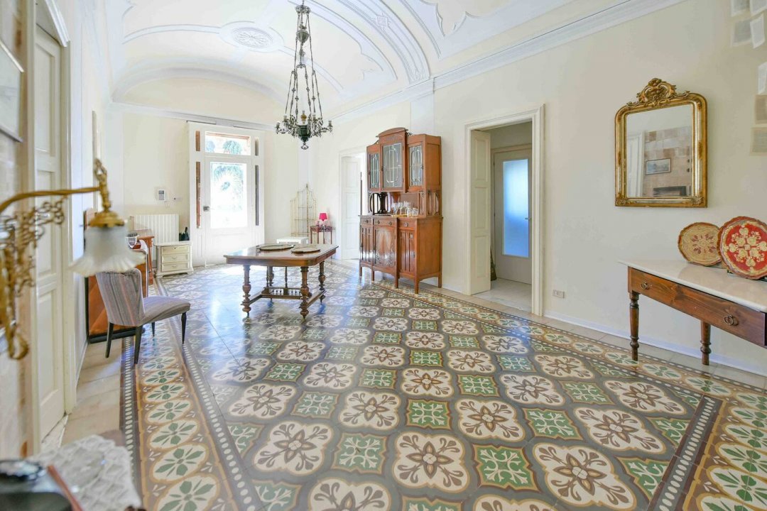 A vendre villa in zone tranquille Mesagne Puglia foto 5
