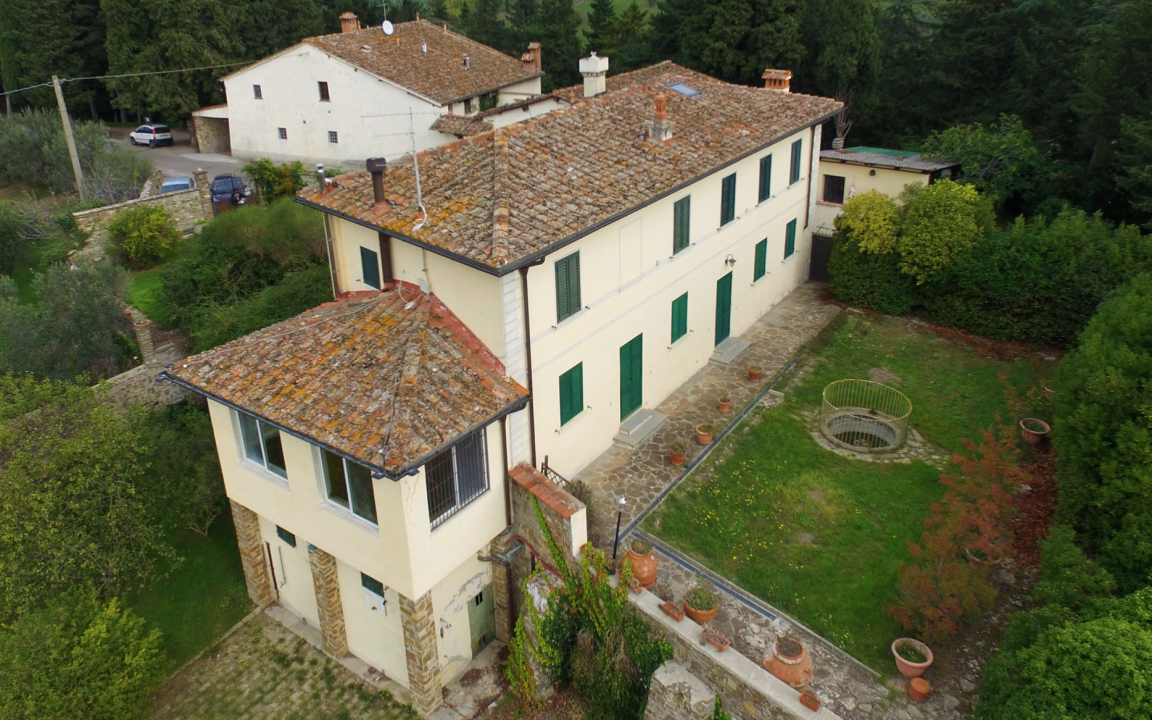 Rent villa in quiet zone Sesto Fiorentino Toscana foto 1