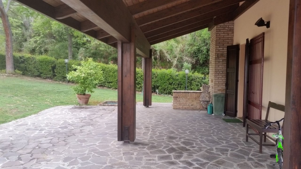 For sale villa in quiet zone Fano Marche foto 11