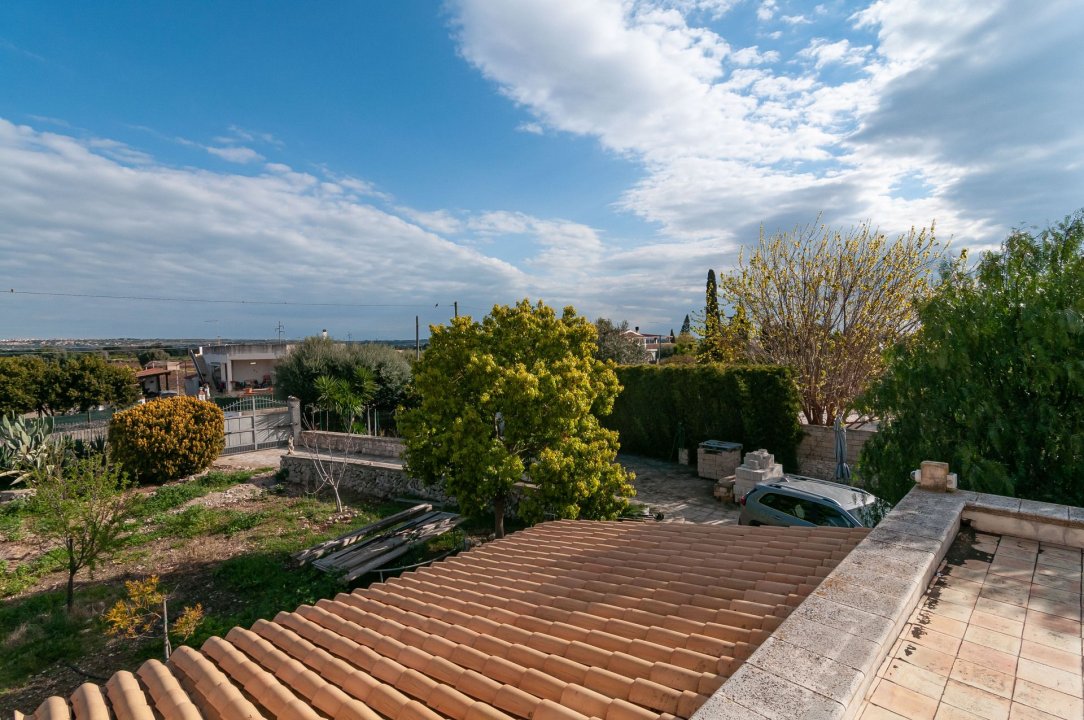 Se vende villa in zona tranquila Siracusa Sicilia foto 35