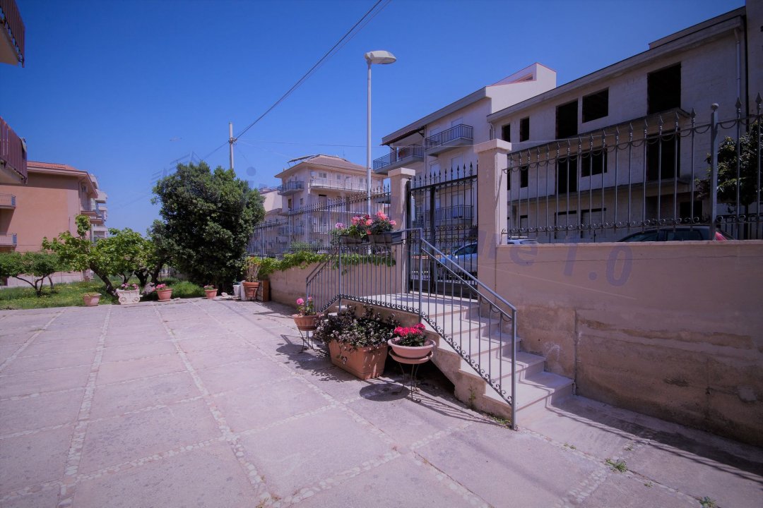 Se vende palacio in ciudad Castellammare del Golfo Sicilia foto 24