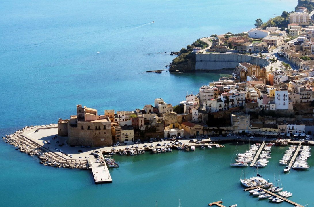 Zu verkaufen immobilientransaktion in stadt Castellammare del Golfo Sicilia foto 3