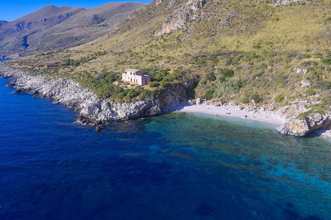 Se vende transacción inmobiliaria in ciudad Castellammare del Golfo Sicilia foto 14