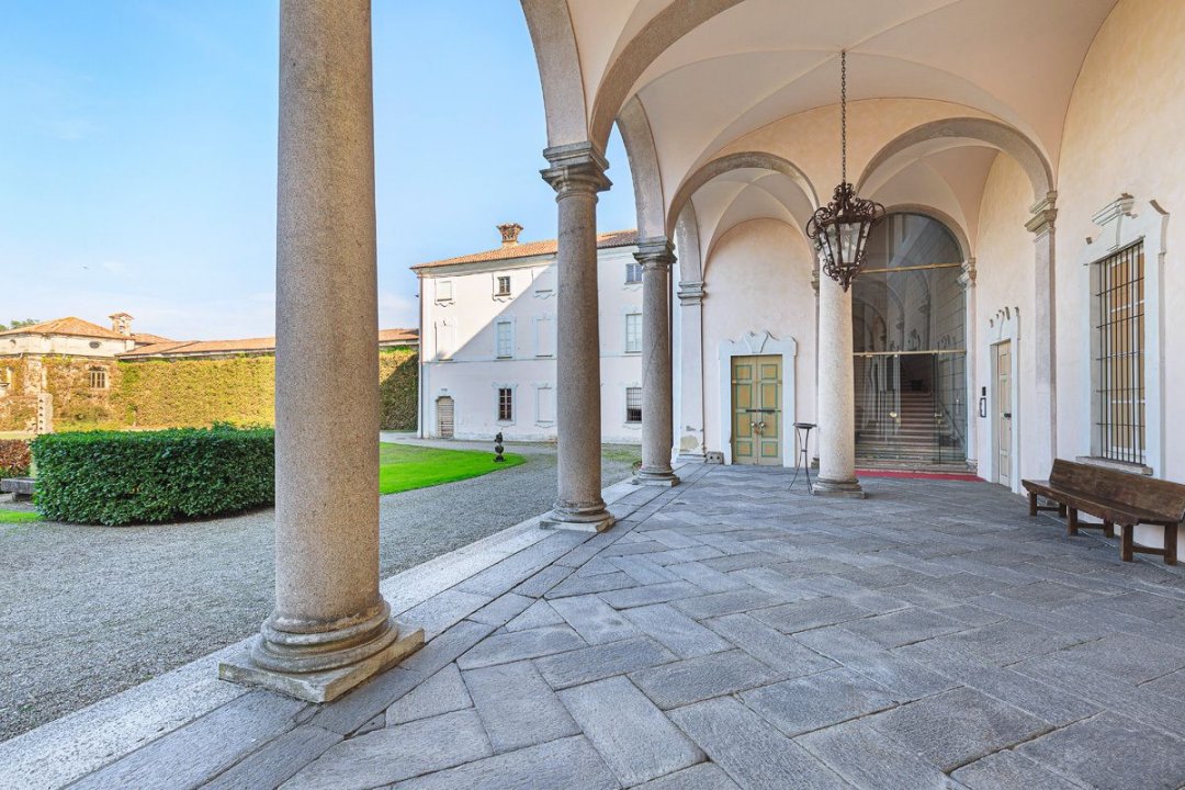 Se vende villa in zona tranquila Milano Lombardia foto 57