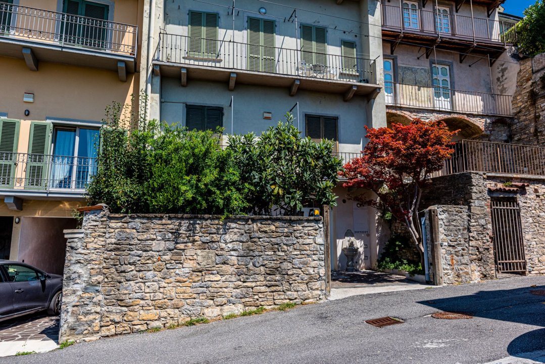 Rent apartment in city Bergamo Lombardia foto 25