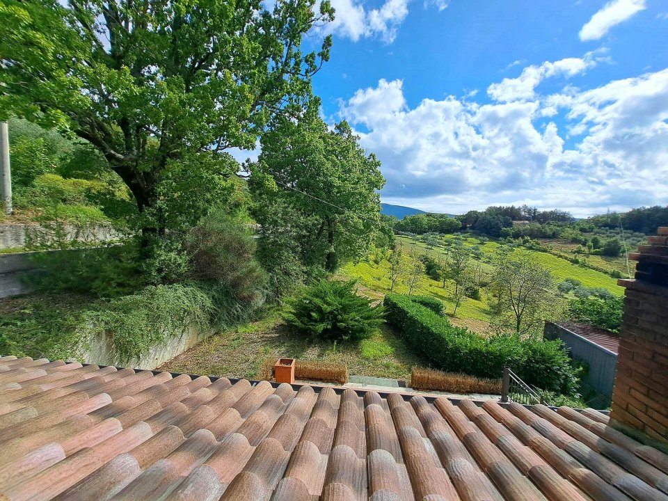 A vendre villa in zone tranquille Nocera Umbra Umbria foto 29