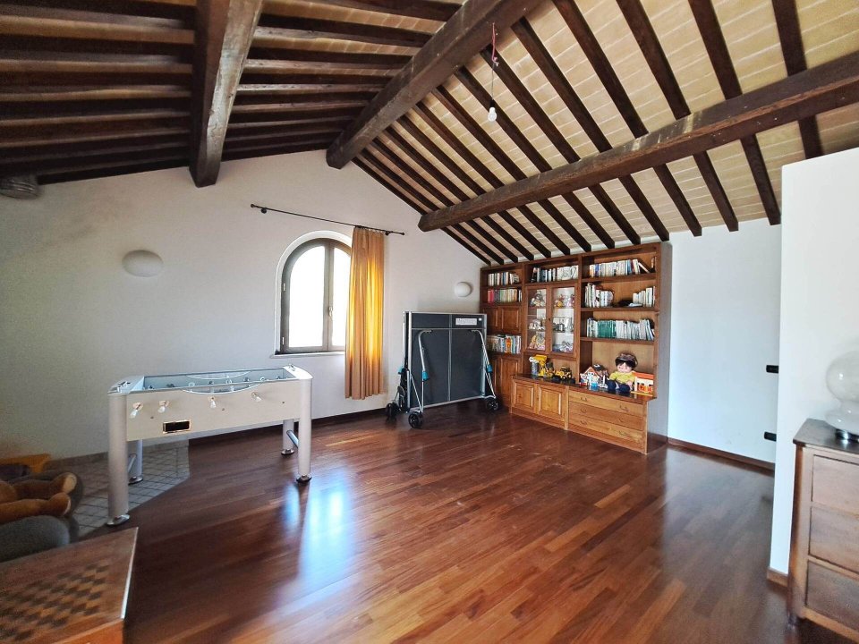 A vendre villa in zone tranquille Nocera Umbra Umbria foto 25