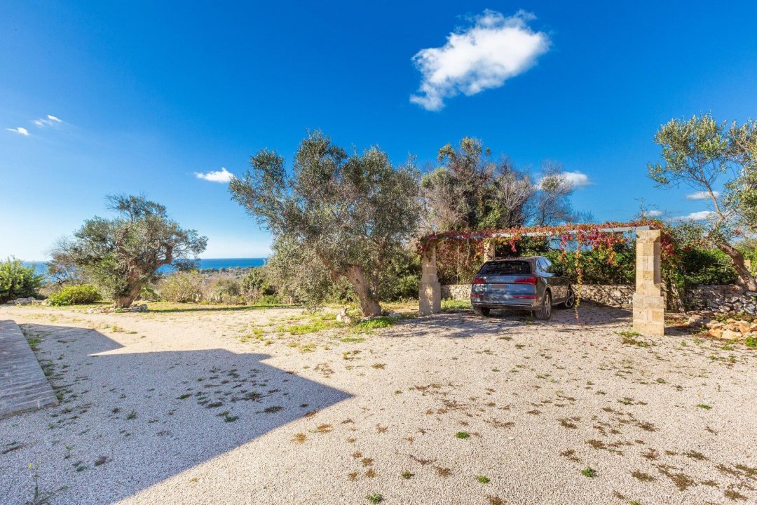 For sale villa by the sea Castrignano del Capo Puglia foto 7