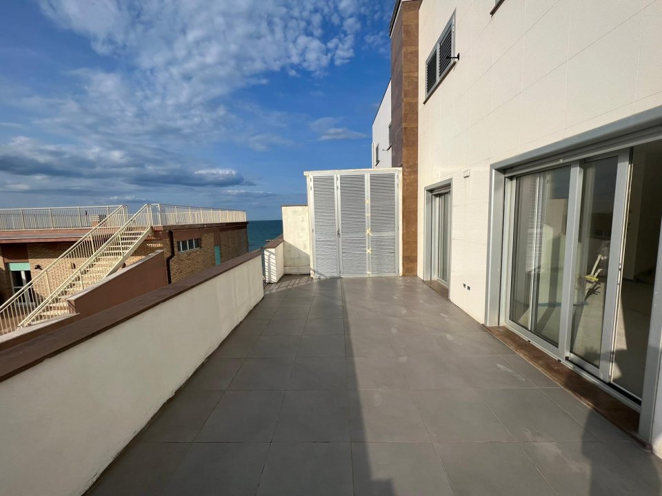 A vendre penthouse by the mer Francavilla al Mare Abruzzo foto 12
