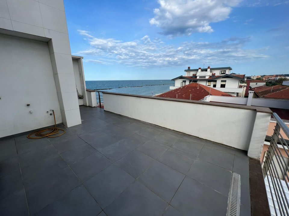 A vendre penthouse by the mer Francavilla al Mare Abruzzo foto 7