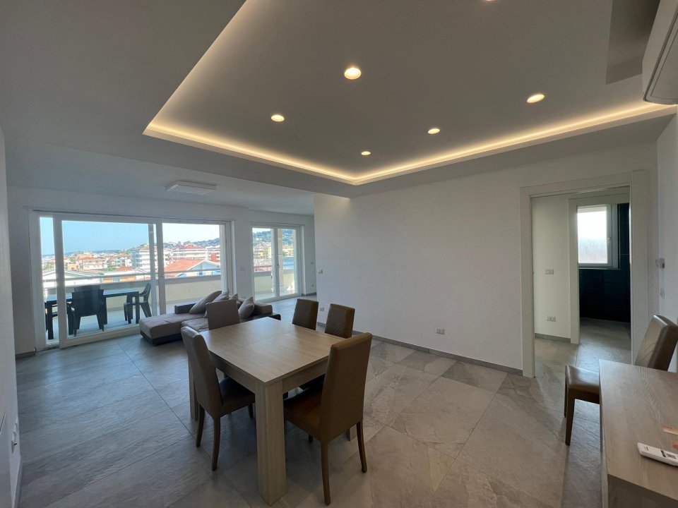 A vendre penthouse by the mer Francavilla al Mare Abruzzo foto 2