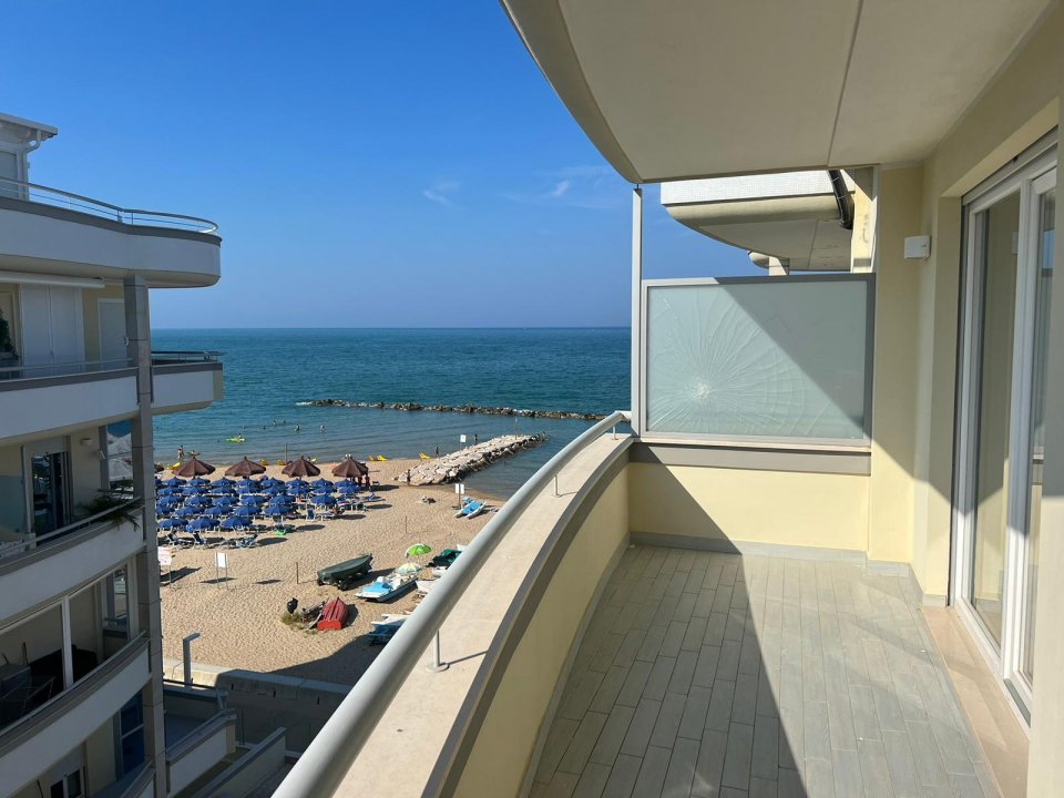 A vendre penthouse by the mer Francavilla al Mare Abruzzo foto 16