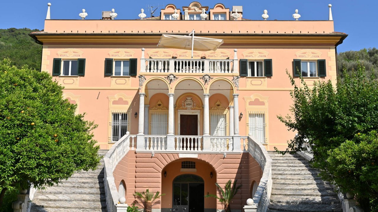 For sale apartment by the sea Finale Ligure Liguria foto 41
