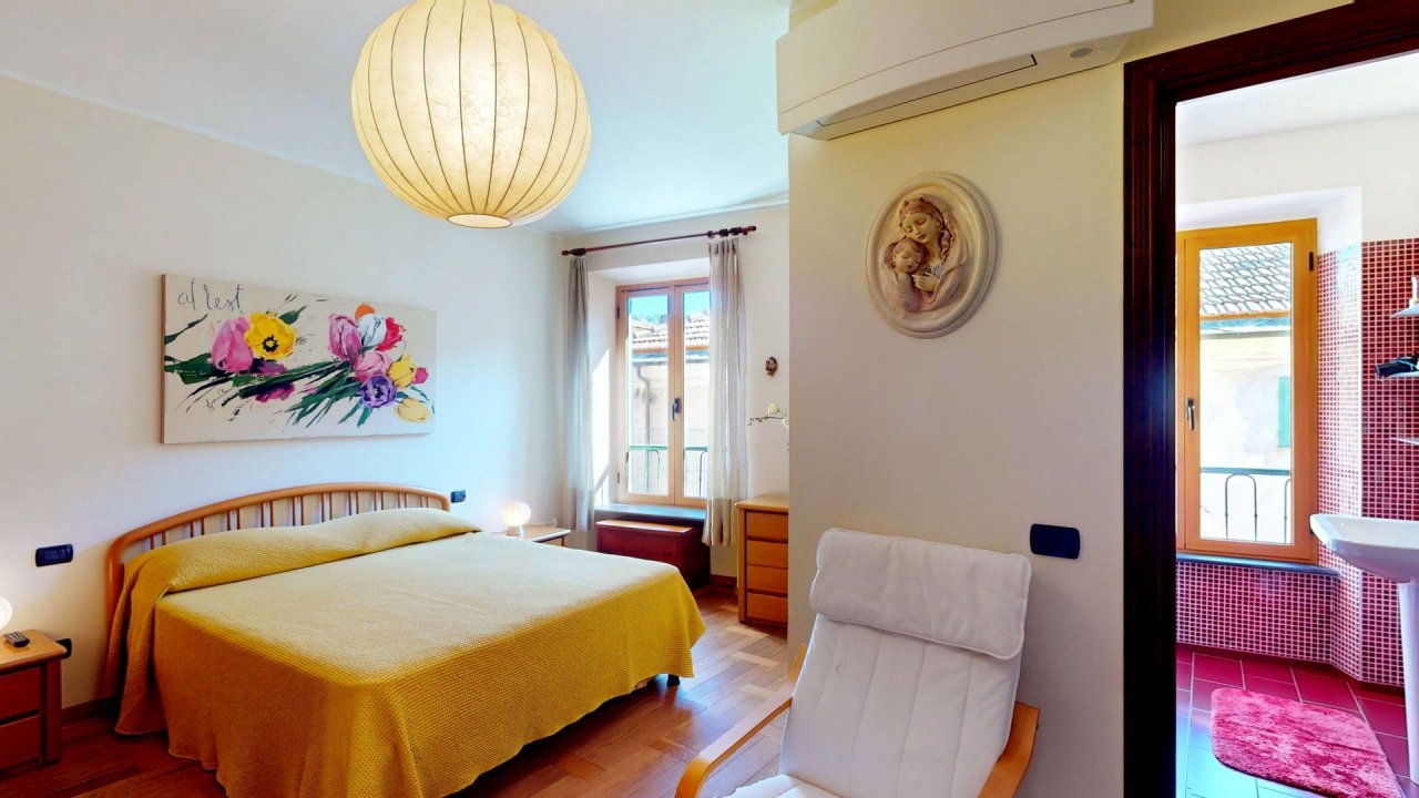 For sale apartment by the sea Finale Ligure Liguria foto 70