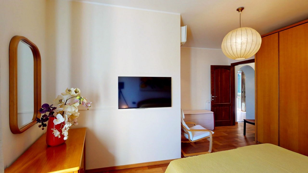 For sale apartment by the sea Finale Ligure Liguria foto 75