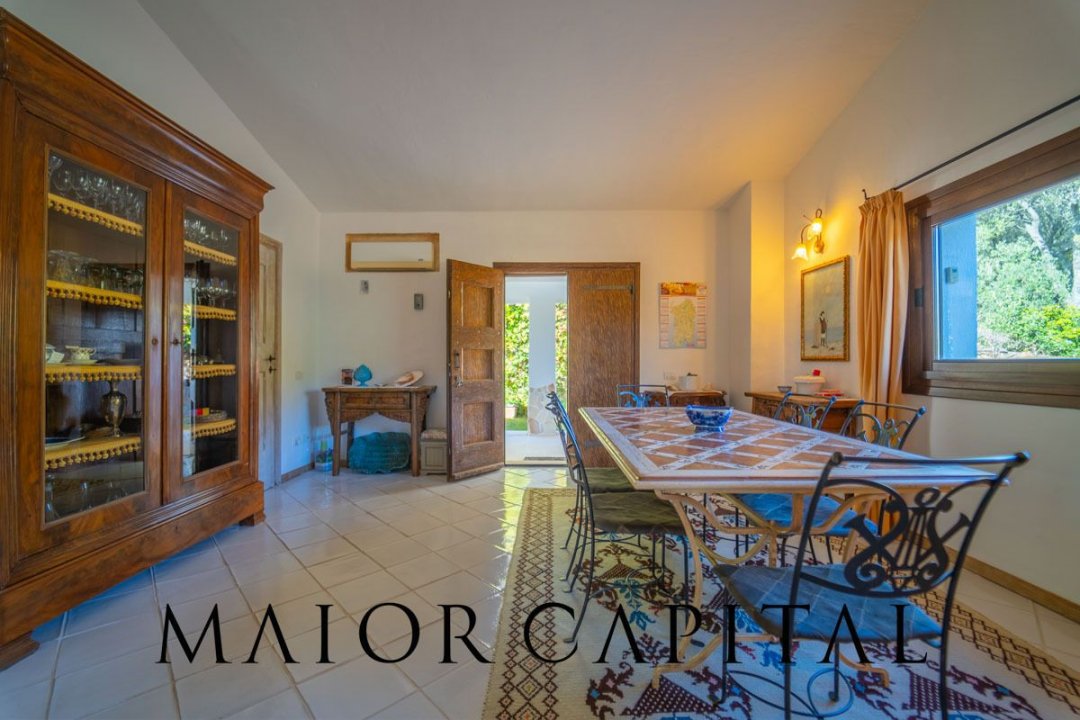 Se vende villa in zona tranquila Arzachena Sardegna foto 14