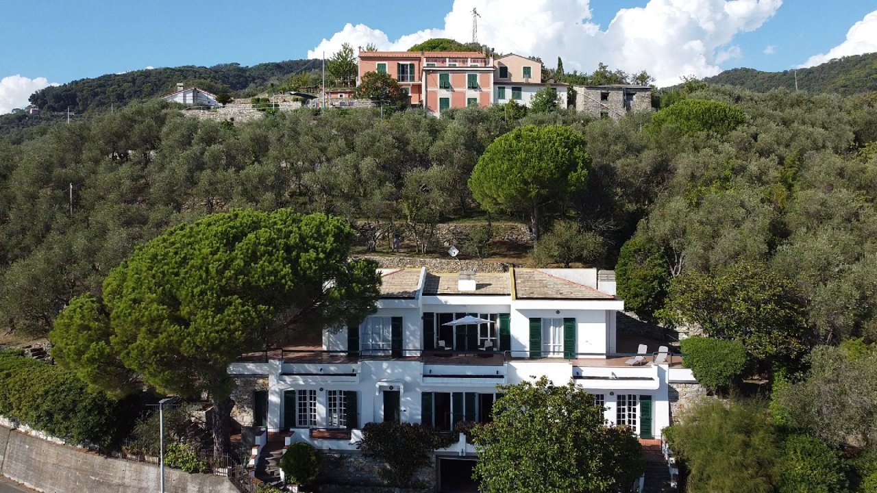 For sale villa in quiet zone Chiavari Liguria foto 10