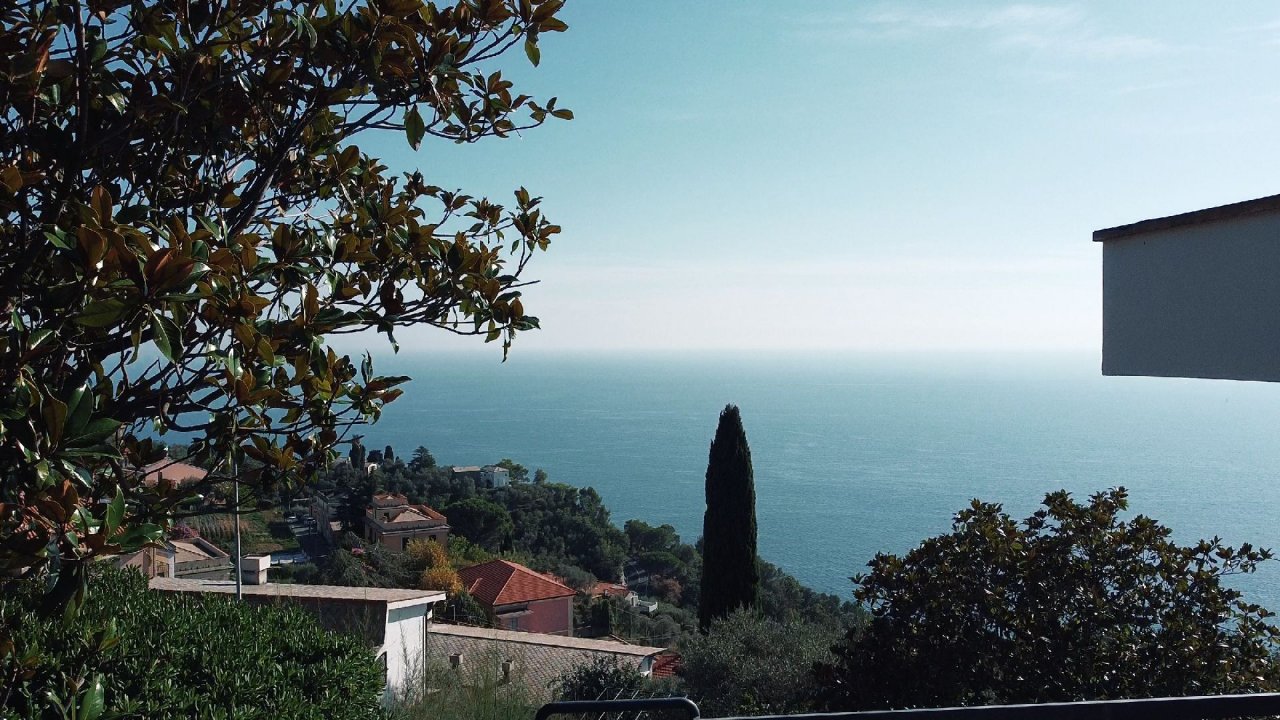For sale villa in quiet zone Chiavari Liguria foto 3