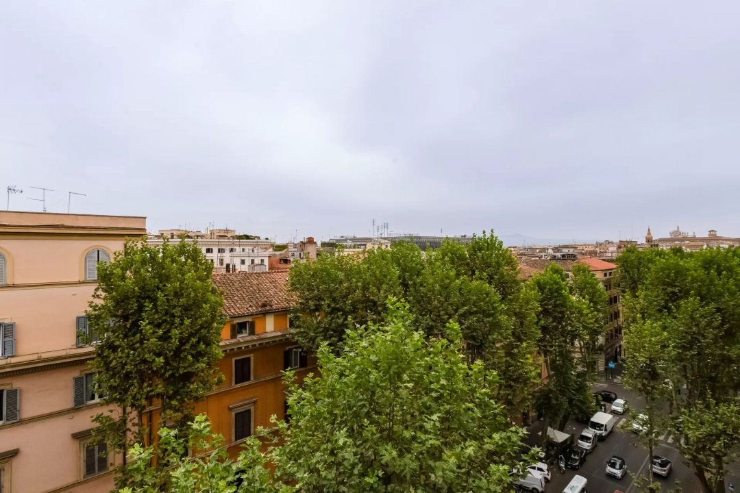 Short rent flat in city Roma Lazio foto 12