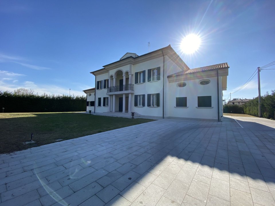 A vendre villa in zone tranquille Stra Veneto foto 1