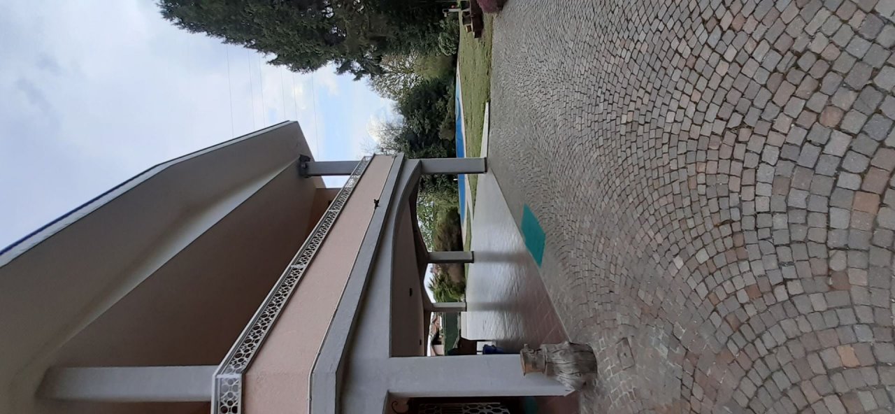Se vende villa in zona tranquila Golasecca Lombardia foto 8