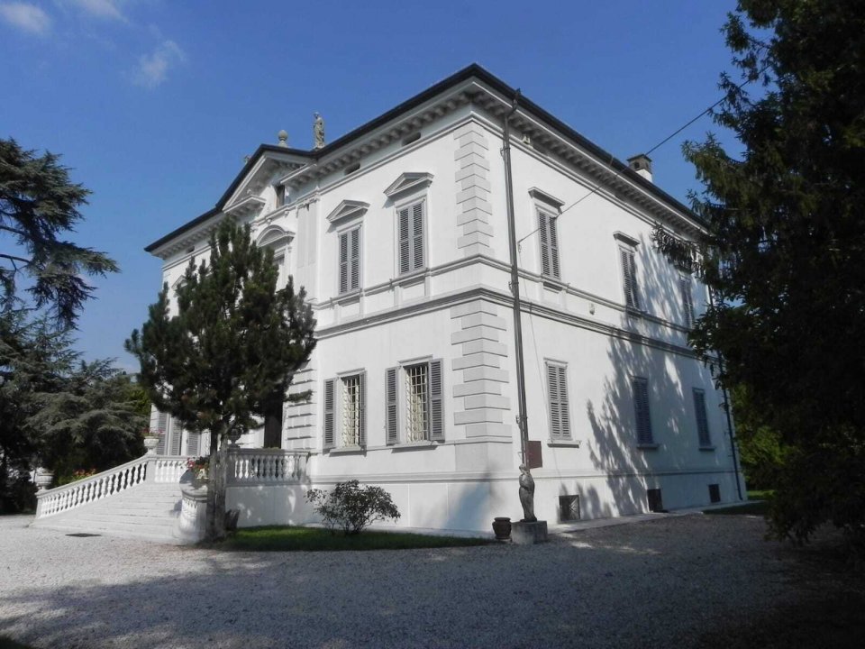 Se vende villa in zona tranquila Vigasio Veneto foto 17