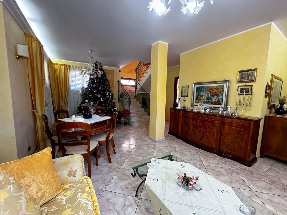 A vendre villa in zone tranquille Siracusa Sicilia foto 2