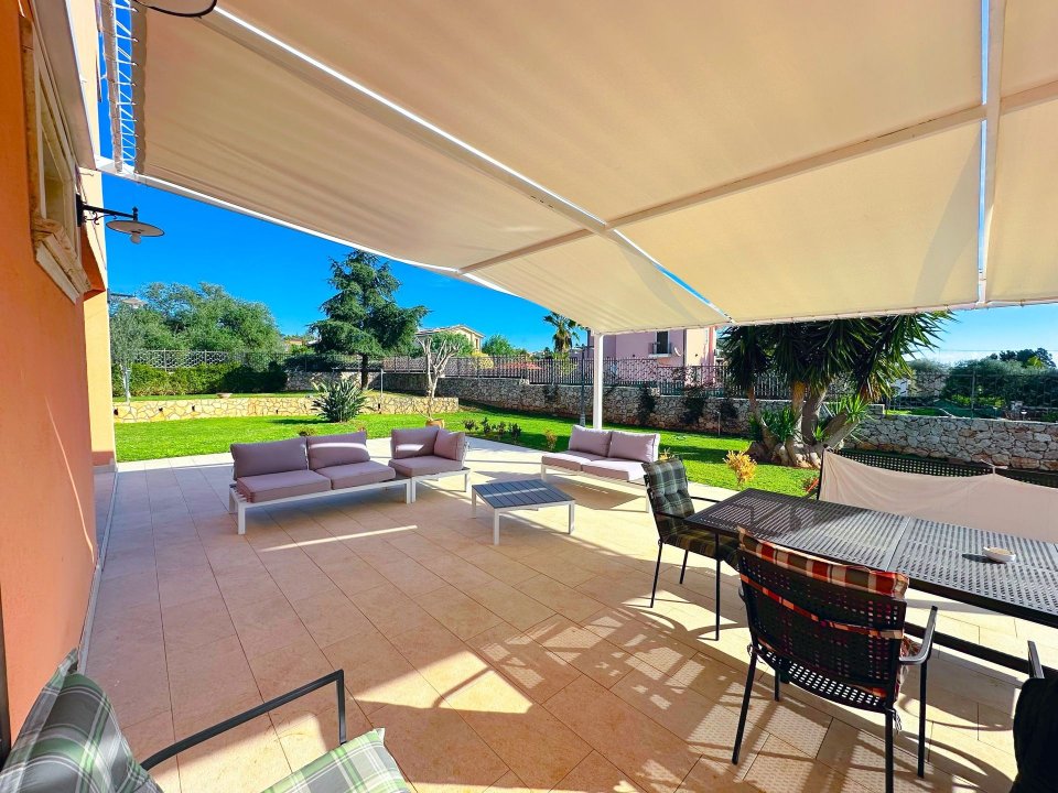 A vendre villa in zone tranquille Siracusa Sicilia foto 12
