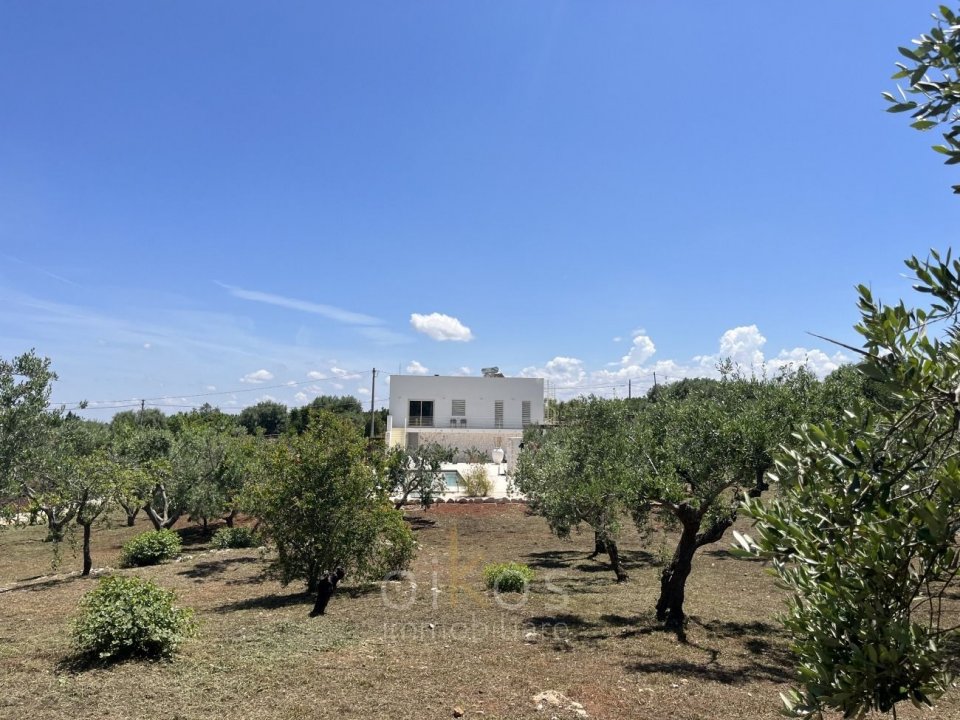 Se vende villa in zona tranquila Ostuni Puglia foto 40