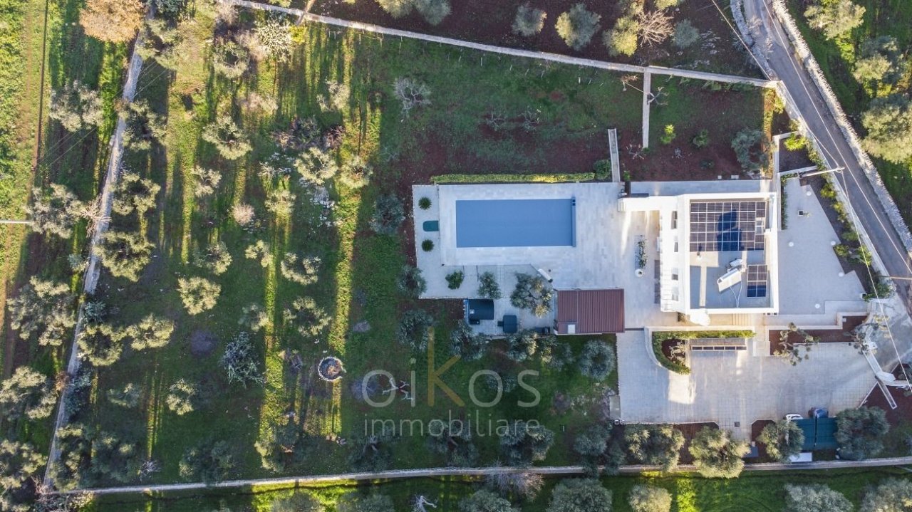 Se vende villa in zona tranquila Ostuni Puglia foto 41