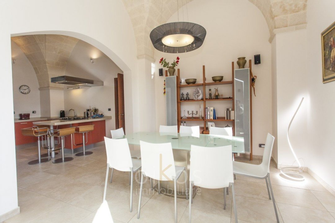 Se vende villa in zona tranquila Oria Puglia foto 11