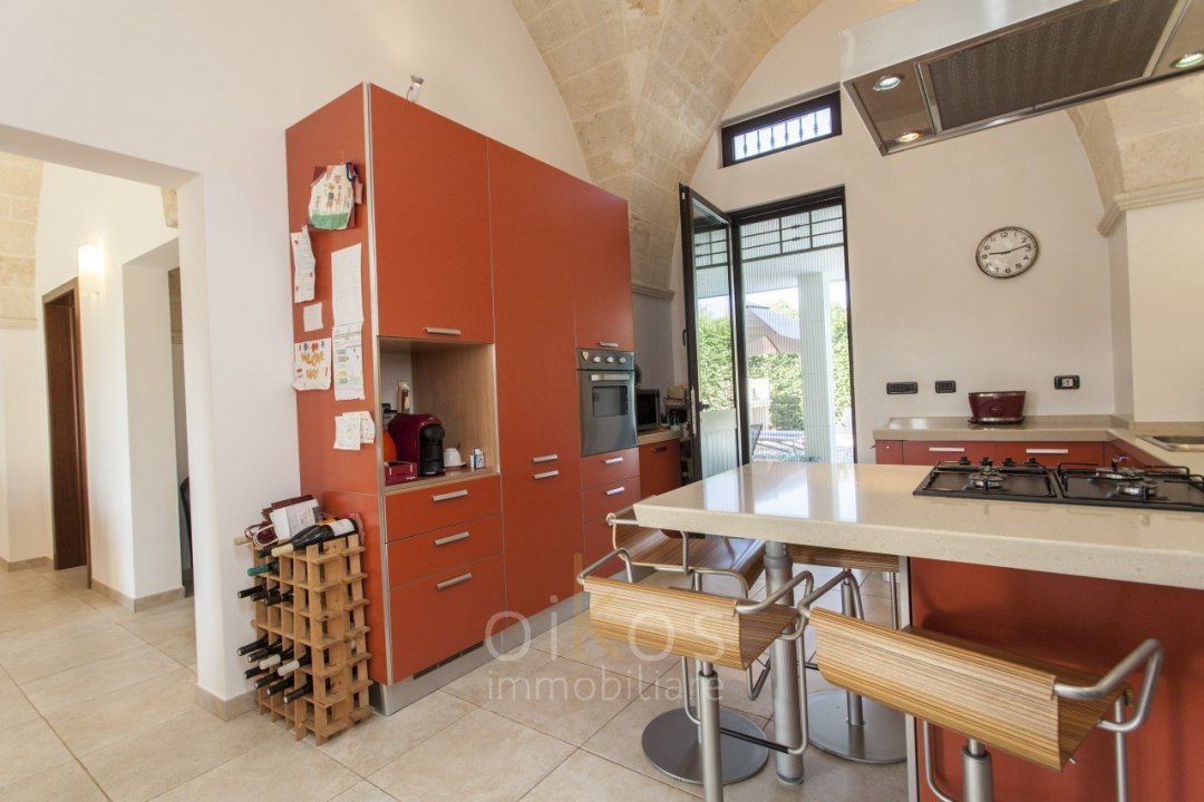 Se vende villa in zona tranquila Oria Puglia foto 13