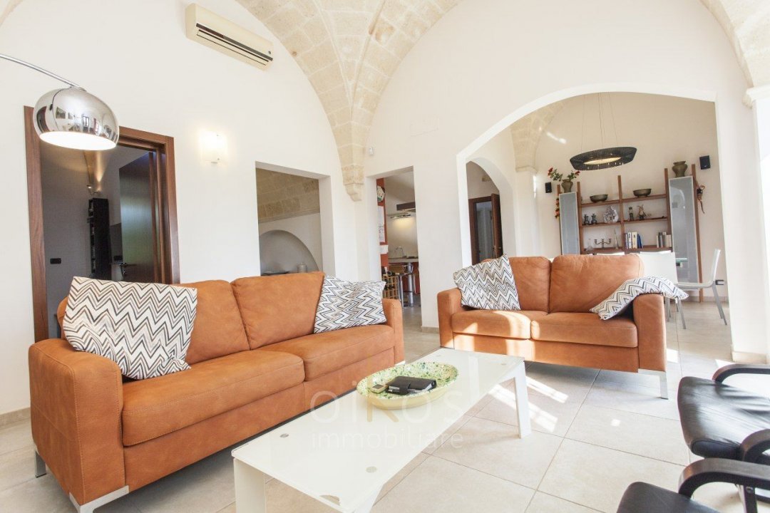 For sale villa in quiet zone Oria Puglia foto 5