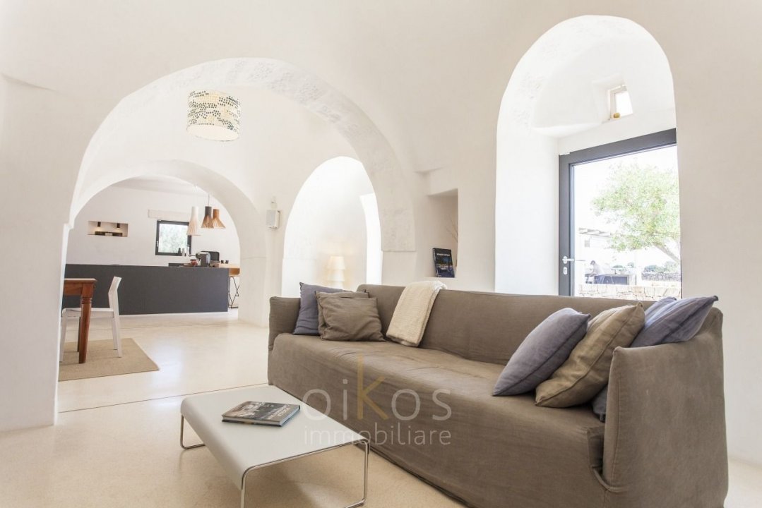 A vendre villa in zone tranquille Martina Franca Puglia foto 3