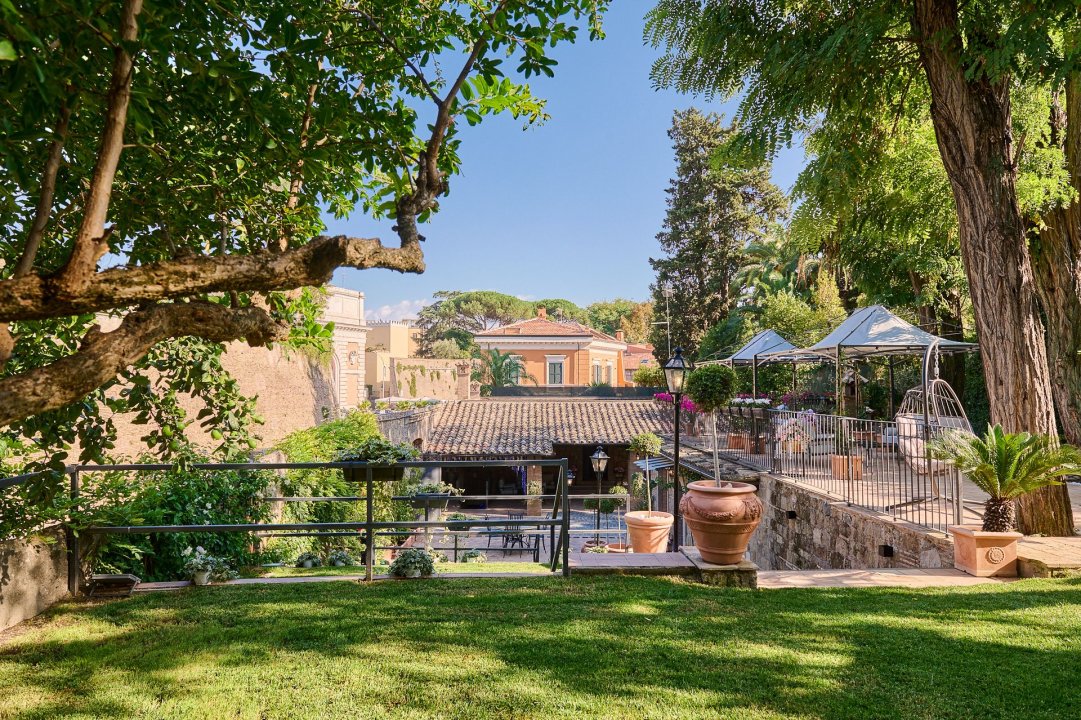 Alquiler corto villa in zona tranquila Roma Lazio foto 6