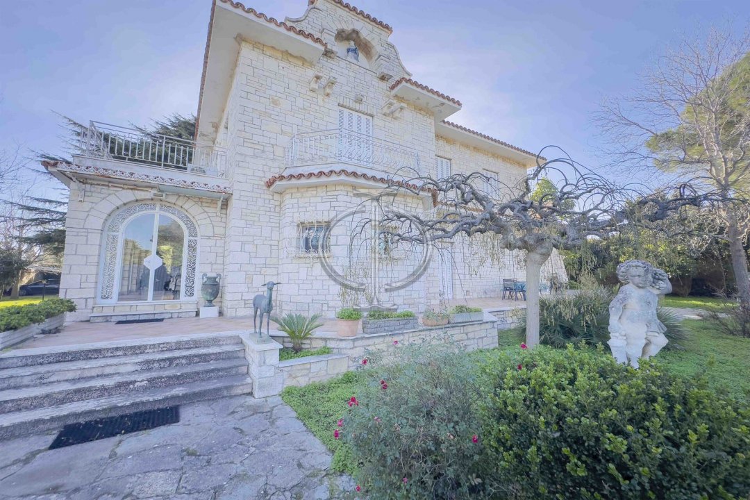 A vendre villa by the mer Bari Puglia foto 2