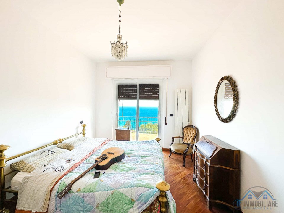 For sale villa in quiet zone Andora Liguria foto 3