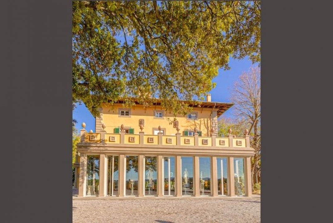 Se vende villa in zona tranquila  Toscana foto 9